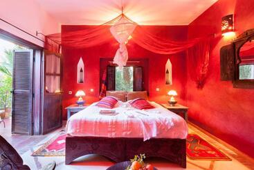 مبيت وإفطار Maison D'hôtes Kasbah Azul
