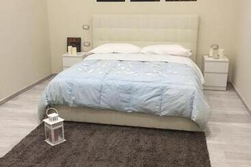 تختخواب و صبحانه Morra's Home