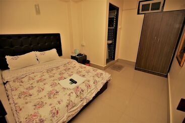 Hotel The Griffon's Nest