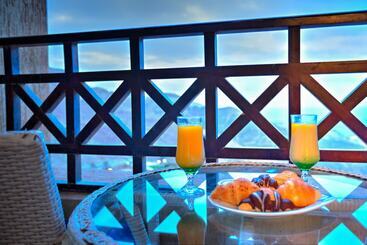 هتل Porto El Jabal