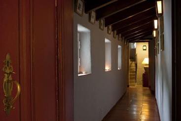 호텔 Convento De São Saturnino