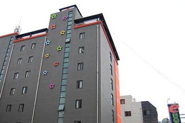 Mitasuya Ryokan Hotel Gumi By Aank