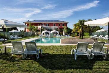 酒店 Umbriaverde Sporting & Resort
