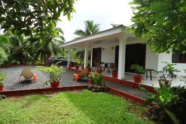 Turistlejligheder Villas Bougainville
