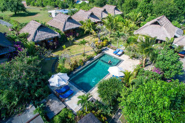 ベッドアンドブレックファースト Merta Sari Balangan Bungalows