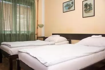 Motel Aura
