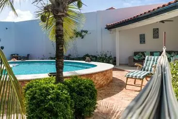 آپارتمان Cas Elizabeth