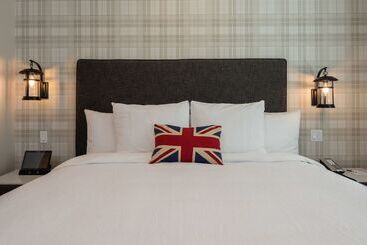 Aristocrat Hotel, Bw Signature Collection