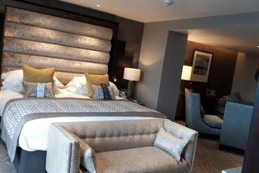 Grand Central Hotel Belfast