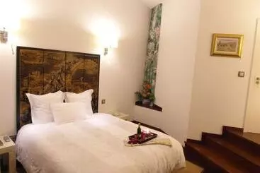 Hotelli Dazkarizeh 73