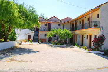 Отель Studio Romeo & Juliet