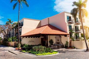 استراحتگاه The Hacienda At Krystal Grand Puerto Vallarta
