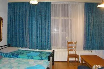 Amsterhouse B&b