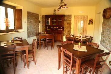 בית מלון כפרי Al Grande Gelso