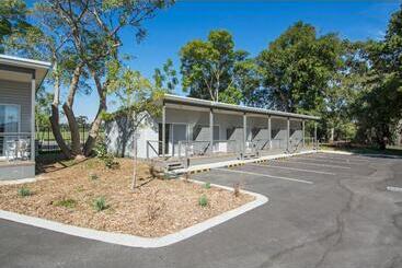 Отель Discovery Parks  Perth Airport