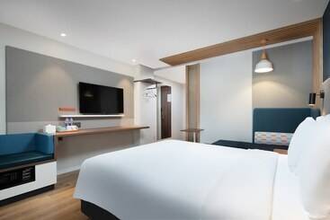 Otel Holiday Inn Express Sanya Bay By Ihg