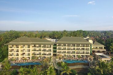 בית מלון כפרי Seres Springs Resort & Spa, Singakerta