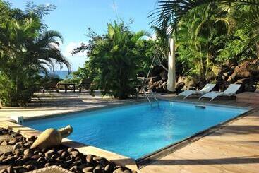 تختخواب و صبحانه Ali Naïs Location