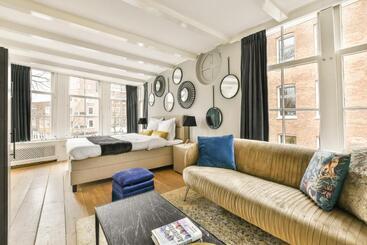 ベッドアンドブレックファースト Spiegelgracht Apartments With Canal View