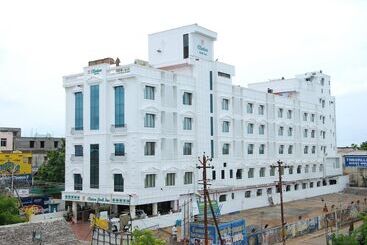 בית מלון כפרי Clinton Park Inn