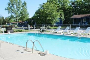 ベッドアンドブレックファースト Bird's Nest Resort