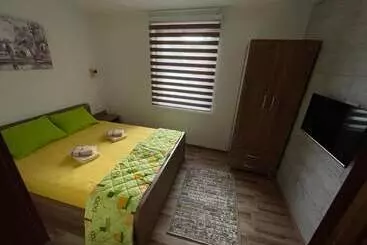 هتل آپارتمان Casa Mia Vrdnik