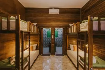 Devadav Hostel Nusa Lembongan