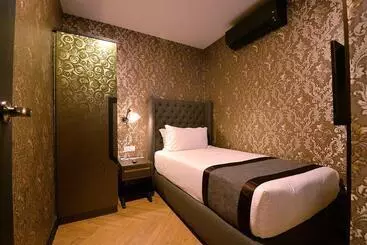 Hotel 1969 Business Suites