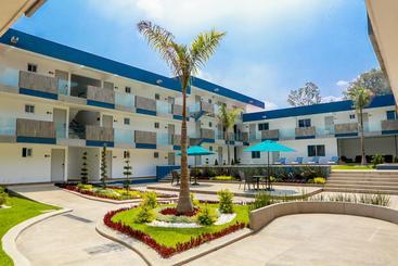 فندق Grand Centurion