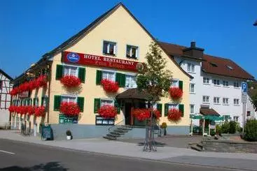 ホテル Restaurant Zum Loewen