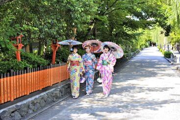 호스텔 Cafetel Kyoto Sanjo For Ladies