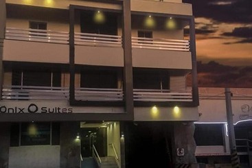 酒店 Onix Suites