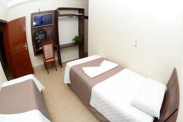 Paulo Hotel & Restaurante