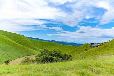 تختخواب و صبحانه Rinkangekijo