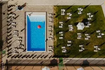 Resort Tci Social Club