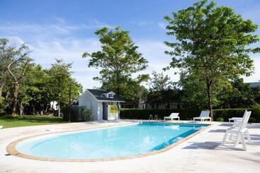 Sakarin Valley Resort