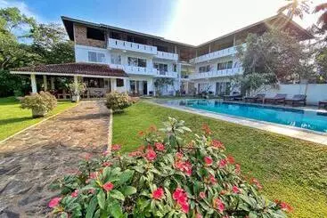 Resort Villa Kaya Guest House