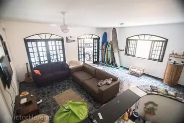 ユースホステル Kionda Surf House