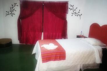 Hotel Lerri Colonial