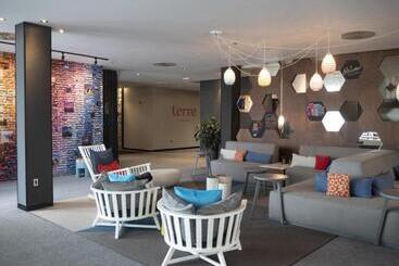 Alt Hotel St. John S