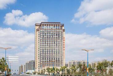 Vienna Hotel Songjiang Wanda Guangfulin Road