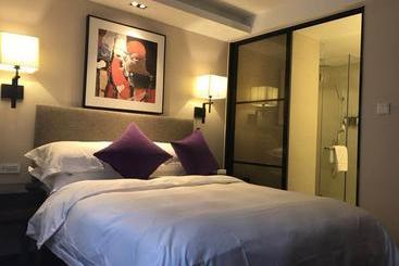 Отель Sanya Great East Sea Junting