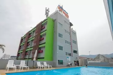 Hotel Blue Orchids