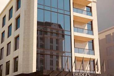 هتل Bridges
