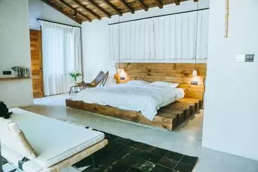 July Bamboo Hostel