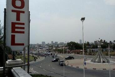 هتل Hôtel Saint Thomas