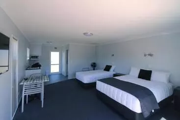 モーテル Trailblazer Studios