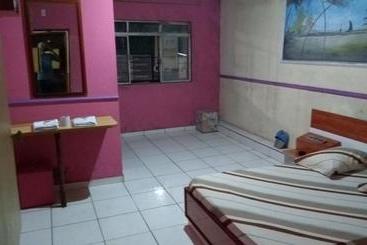 Hotel Hospedaria éden