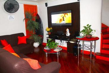 Pousada Alojaki Hostel