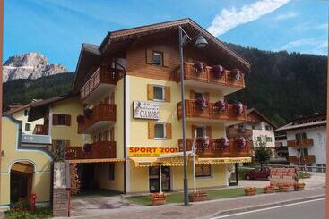 酒店 Garni Ciamorc